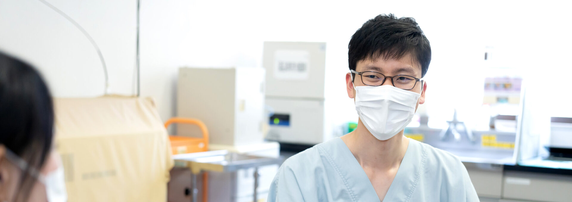 N.T.	